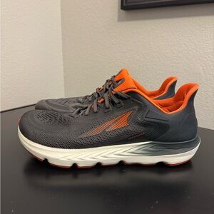 Altra Provision 6 Trail Running Sneakers